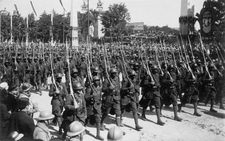 Sénégalais, Algériens, Chinois... Ils ont combattu pour la France